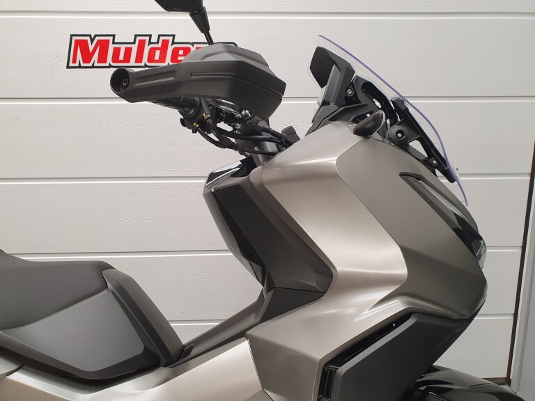 Honda ADV 350 ABS HONDA ADV 350 ABS foto 12