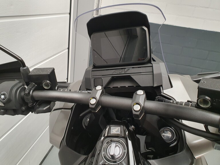 Honda ADV 350 ABS HONDA ADV 350 ABS foto 15