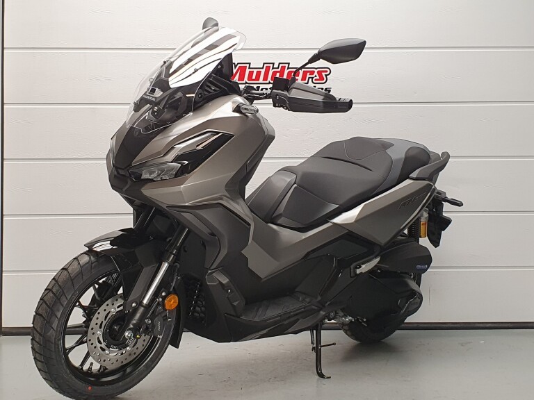 Honda ADV 350 ABS HONDA ADV 350 ABS 