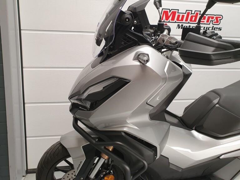 Honda ADV 350 ABS HONDA ADV 350 ABS foto 4