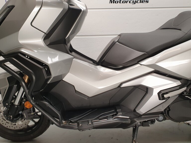 Honda ADV 350 ABS HONDA ADV 350 ABS foto 5