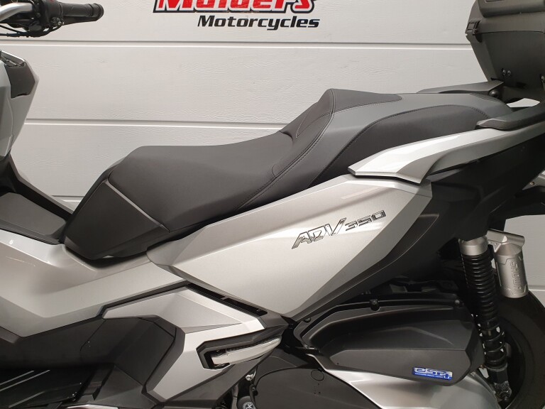 Honda ADV 350 ABS HONDA ADV 350 ABS foto 6