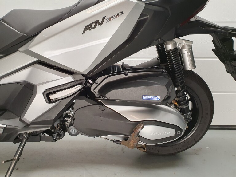 Honda ADV 350 ABS HONDA ADV 350 ABS foto 7