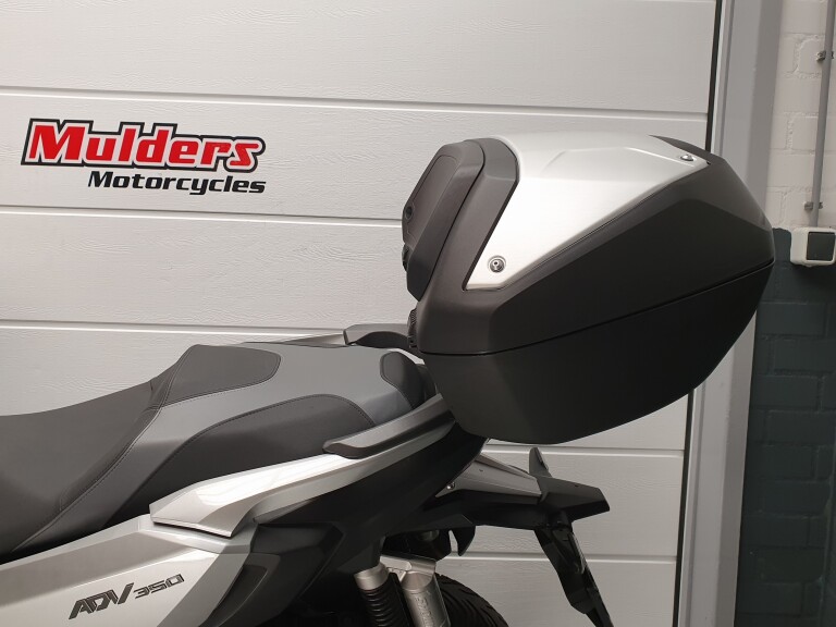 Honda ADV 350 ABS HONDA ADV 350 ABS foto 8