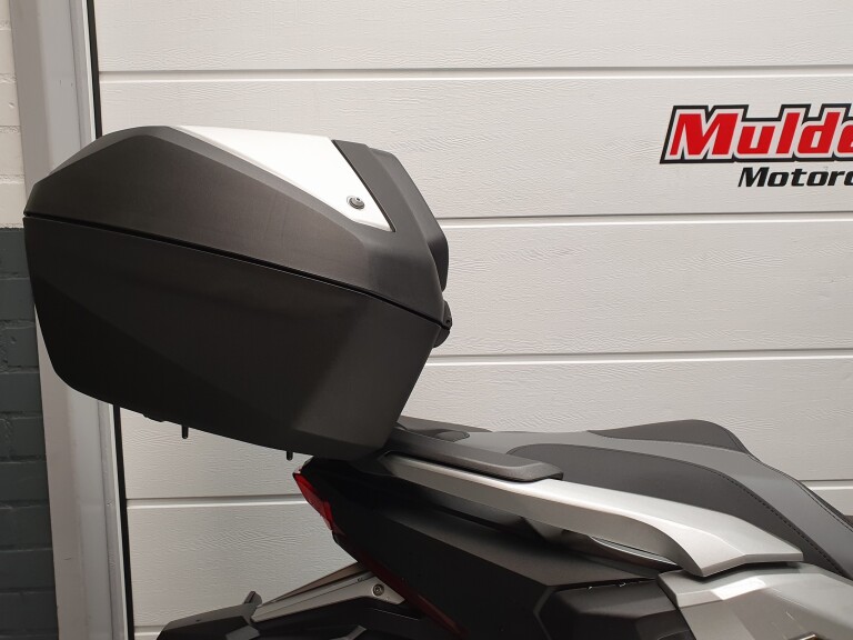 Honda ADV 350 ABS HONDA ADV 350 ABS foto 9