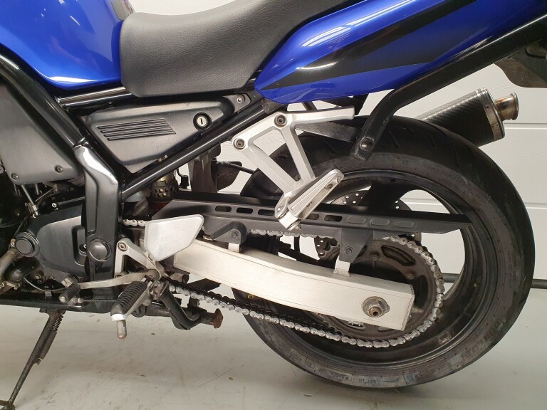 Yamaha FZS 600 FAZER foto 6