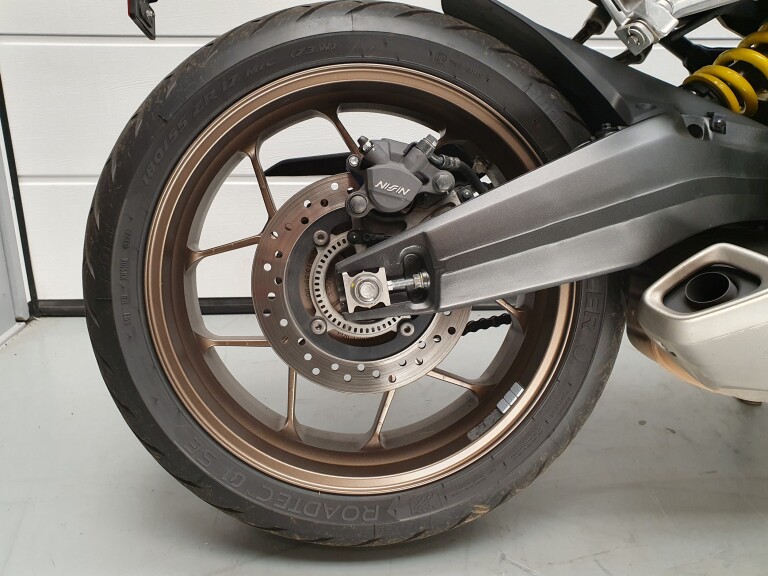 Honda CB 650 RA HONDA CB 650 RA foto 8