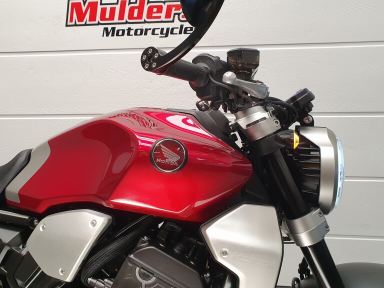 Honda CB 1000 R HONDA CB 1000 R foto 16