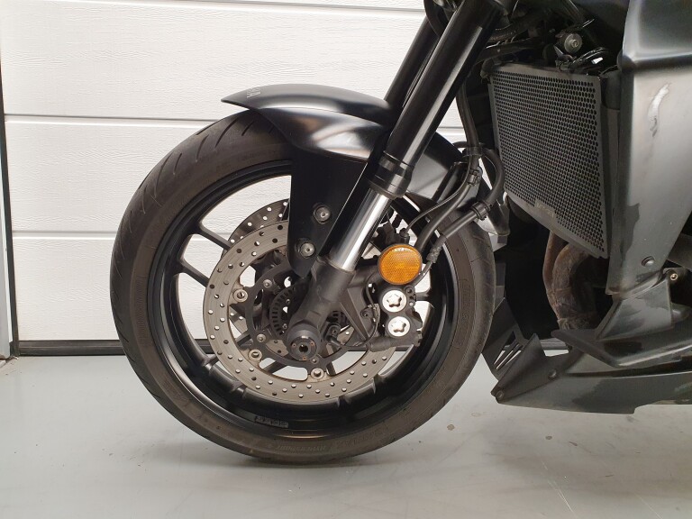 Yamaha MT 09 ABS YAMAHA MT 09 ABS foto 3