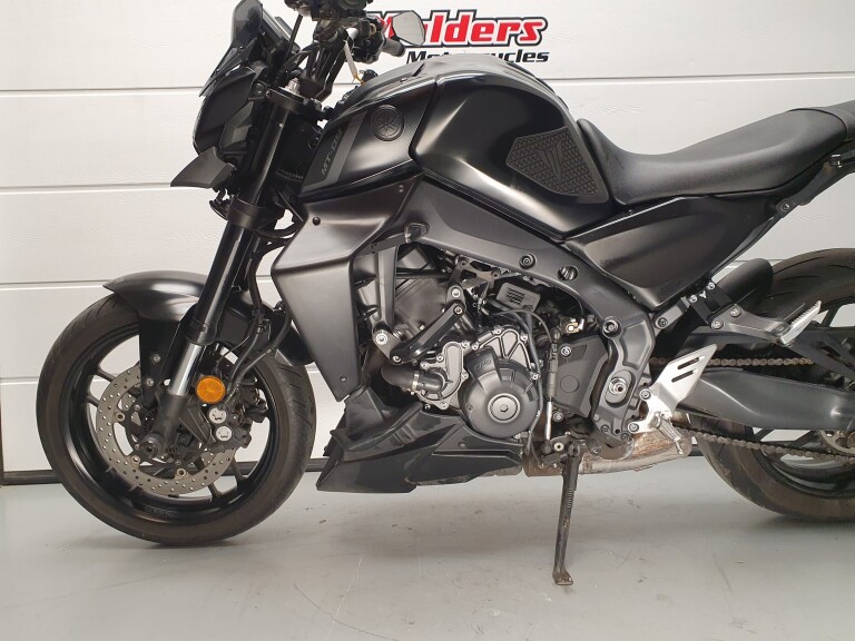 Yamaha MT 09 ABS YAMAHA MT 09 ABS foto 4