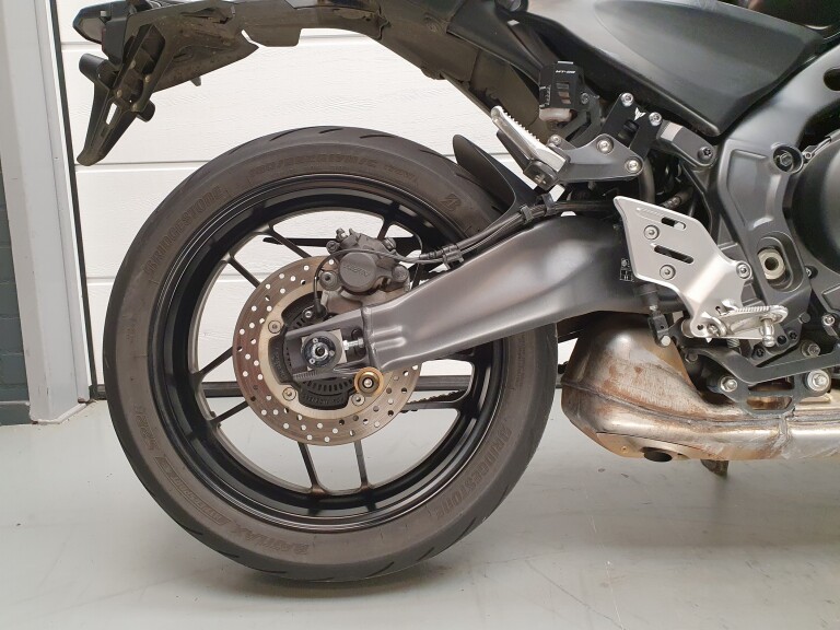 Yamaha MT 09 ABS YAMAHA MT 09 ABS foto 7