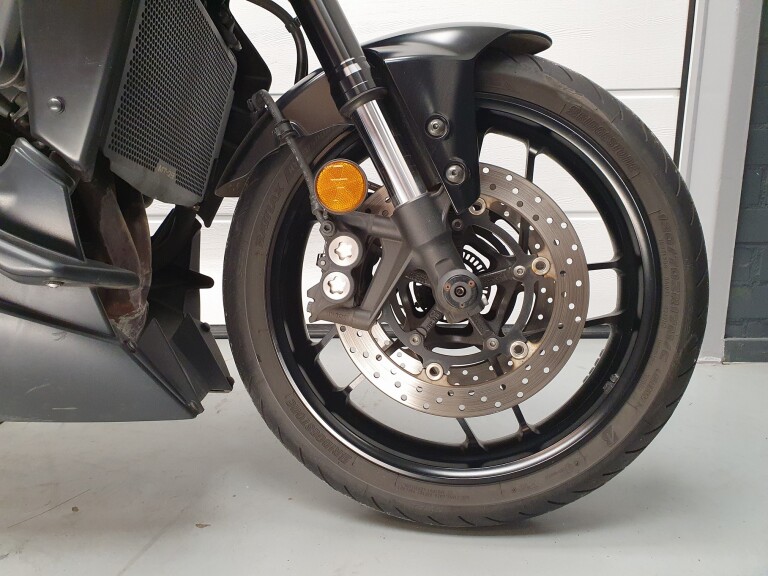 Yamaha MT 09 ABS YAMAHA MT 09 ABS foto 10