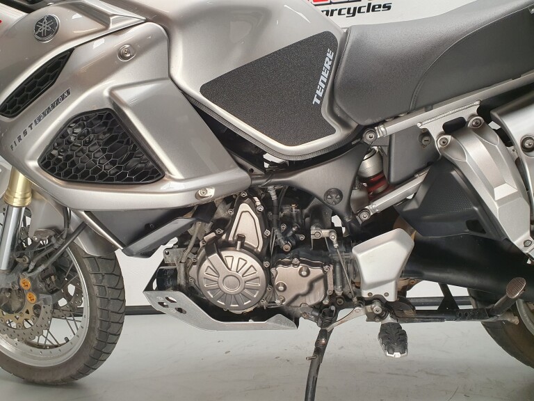 Yamaha XT 1200 Z SUPER TENERE YAMAHA XT 1200 SUPER TENERE foto 5
