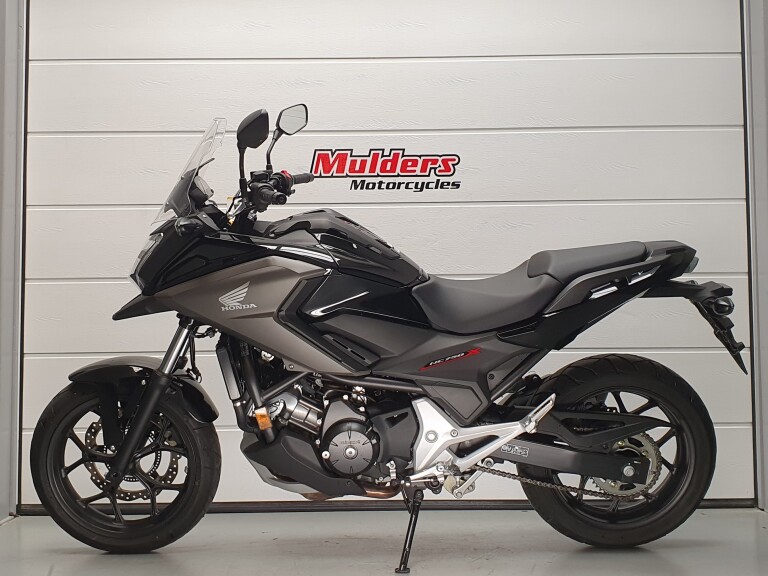 Honda NC 750 X ABS HONDA NC 750 X ABS foto 2