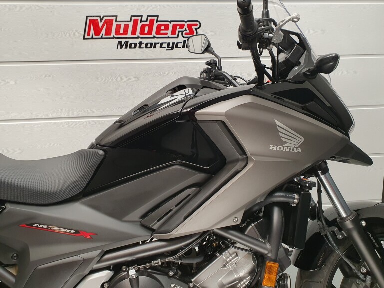 Honda NC 750 X ABS HONDA NC 750 X ABS foto 15