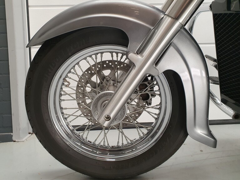 Suzuki VL 800 C INTRUDER foto 3