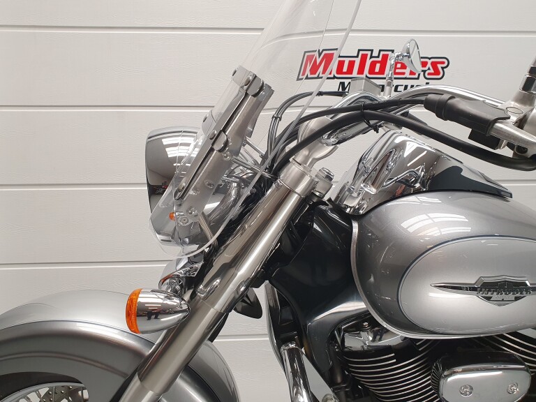 Suzuki VL 800 C INTRUDER foto 4