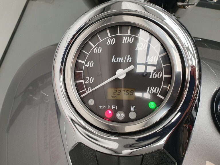 Suzuki VL 800 C INTRUDER foto 13