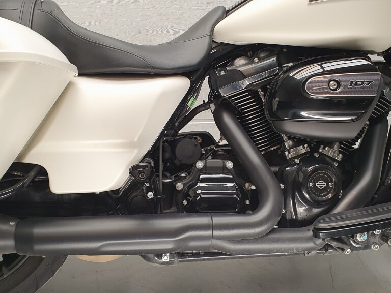 Harley-Davidson FLHXS Street Glide Special 107 HARLEY-DAVIDSON FLHXS STREET GLIDE SPECI foto 9