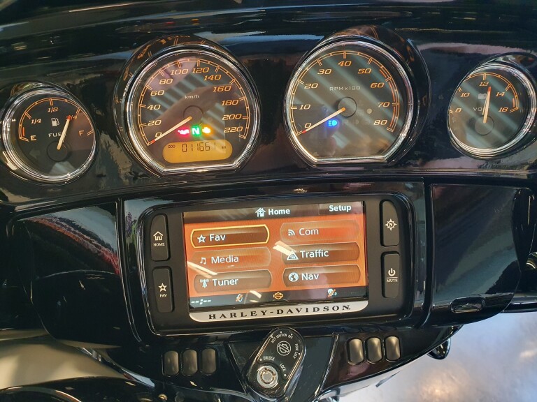 Harley-Davidson FLHXS Street Glide Special 107 HARLEY-DAVIDSON FLHXS STREET GLIDE SPECI foto 11