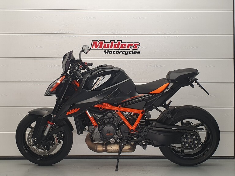 KTM 1290 SUPER DUKE R KTM 1290 SUPER DUKE R foto 2