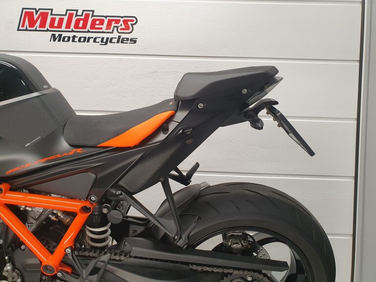 KTM 1290 SUPER DUKE R KTM 1290 SUPER DUKE R foto 8