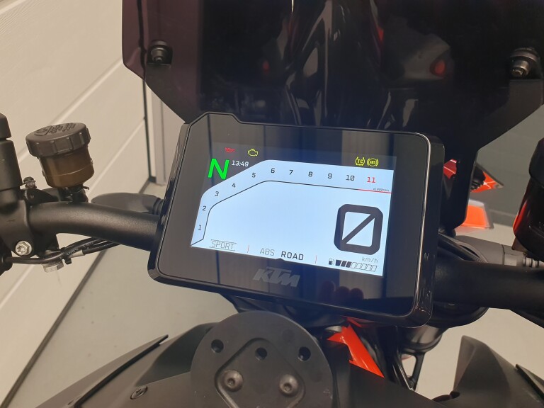 KTM 1290 SUPER DUKE R KTM 1290 SUPER DUKE R foto 18