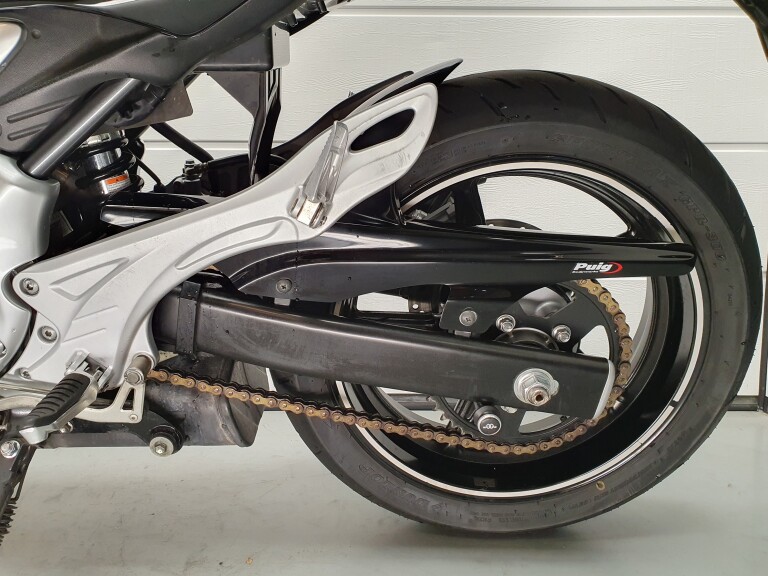 Suzuki SFV 650 A GLADIUS SUZUKI SFV 650 A GLADIUS foto 9