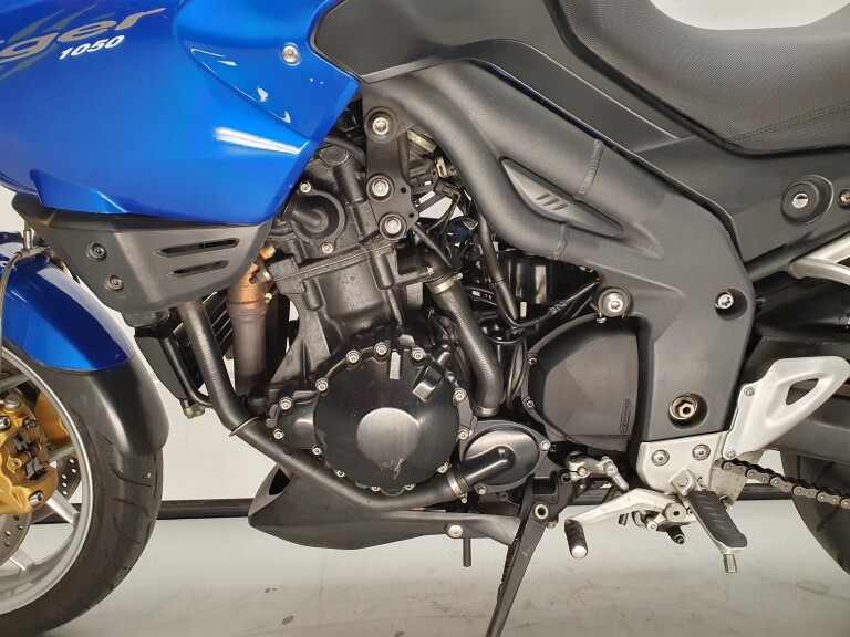 Triumph TIGER 1050 TRIUMPH TIGER 1050 foto 5