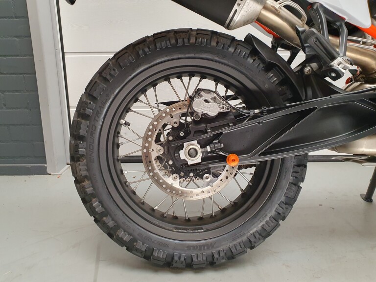 KTM 890 ADVENTURE R KTM 890 ADVENTURE R foto 13