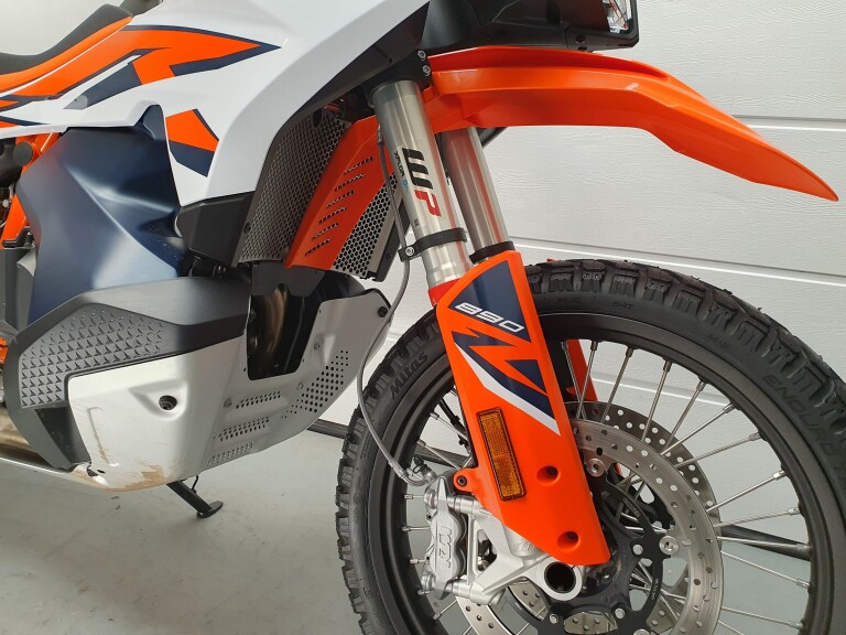 KTM 890 ADVENTURE R KTM 890 ADVENTURE R foto 17