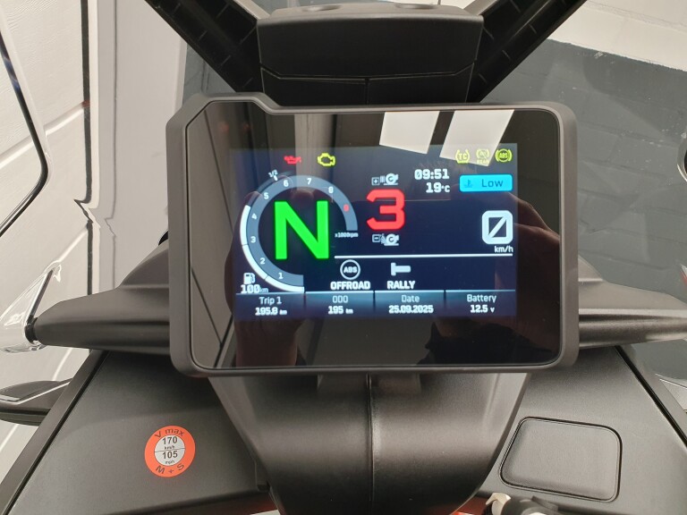 KTM 890 ADVENTURE R KTM 890 ADVENTURE R foto 18