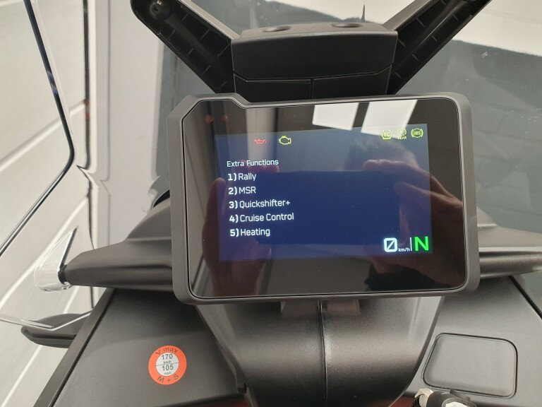 KTM 890 ADVENTURE R KTM 890 ADVENTURE R foto 19