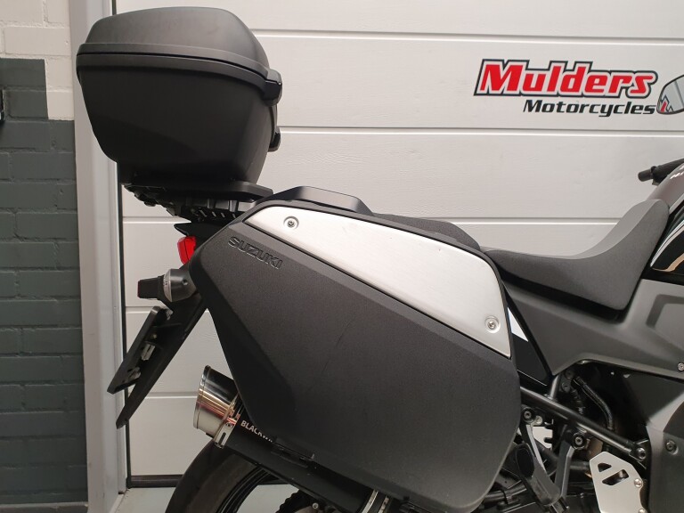 Suzuki DL 1050 V-STROM SUZUKI V-STROM 1050 foto 4