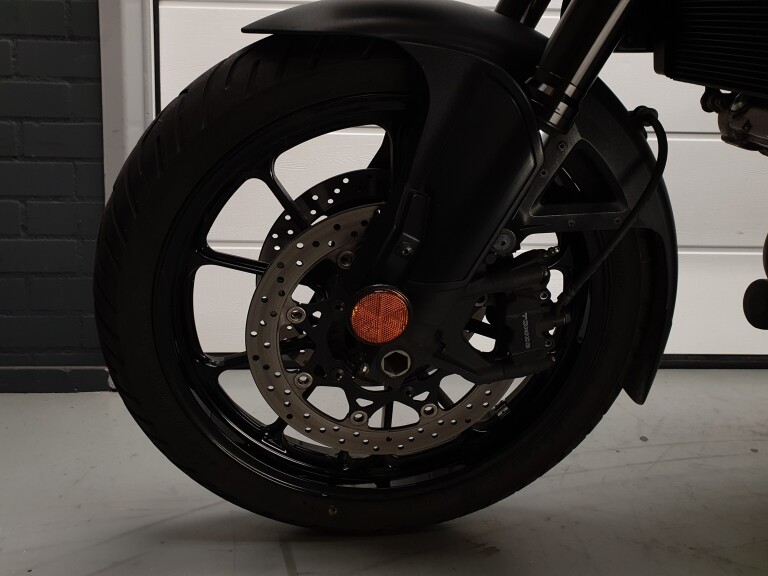 Suzuki DL 1050 V-STROM SUZUKI V-STROM 1050 foto 10