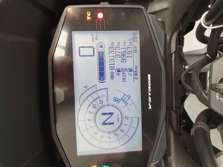 Suzuki DL 1050 V-STROM SUZUKI V-STROM 1050 foto 13