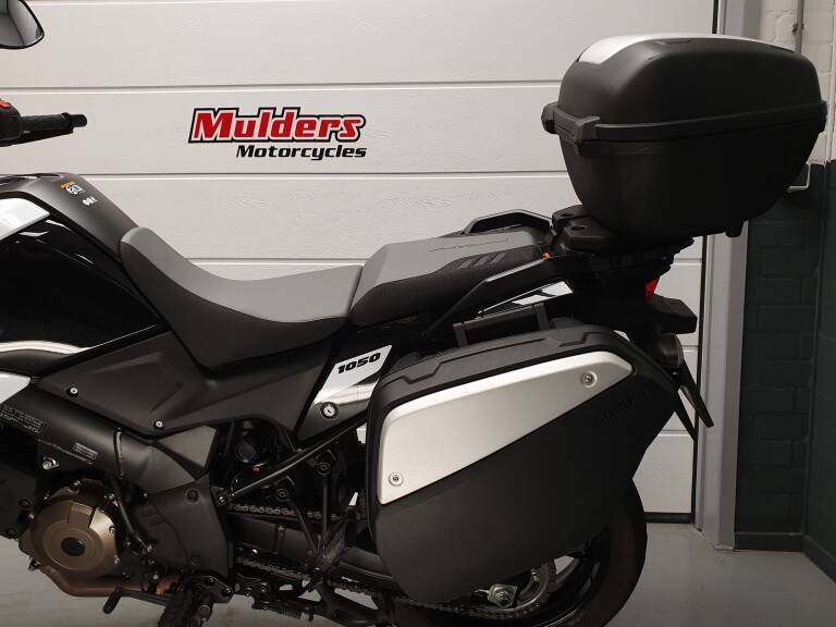 Suzuki DL 1050 V-STROM SUZUKI V-STROM 1050 foto 14