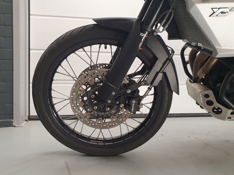 Triumph TIGER 800 XCA TRIUMPH TIGER 800 XCA foto 3