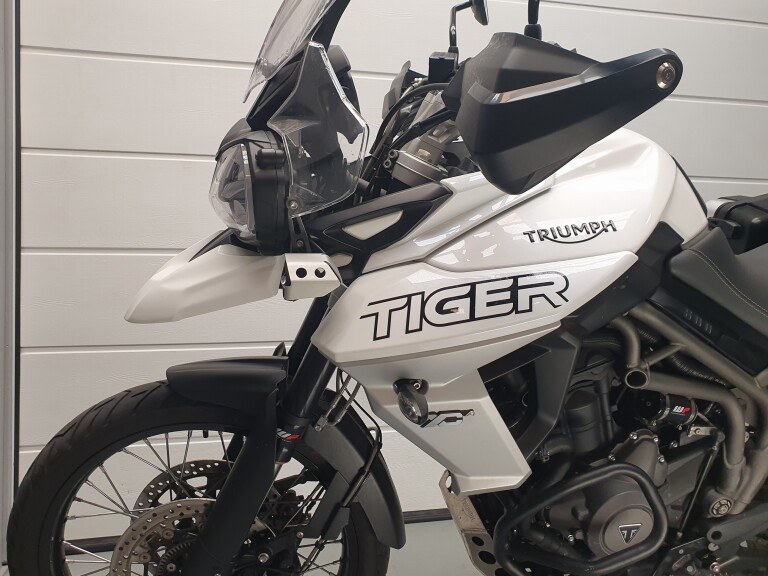 Triumph TIGER 800 XCA TRIUMPH TIGER 800 XCA foto 4