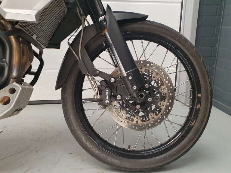 Triumph TIGER 800 XCA TRIUMPH TIGER 800 XCA foto 12