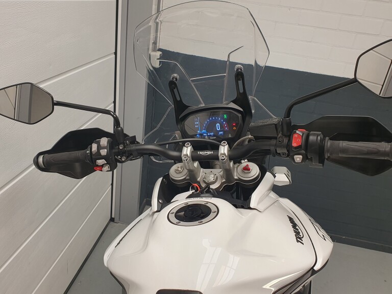 Triumph TIGER 800 XCA TRIUMPH TIGER 800 XCA foto 15