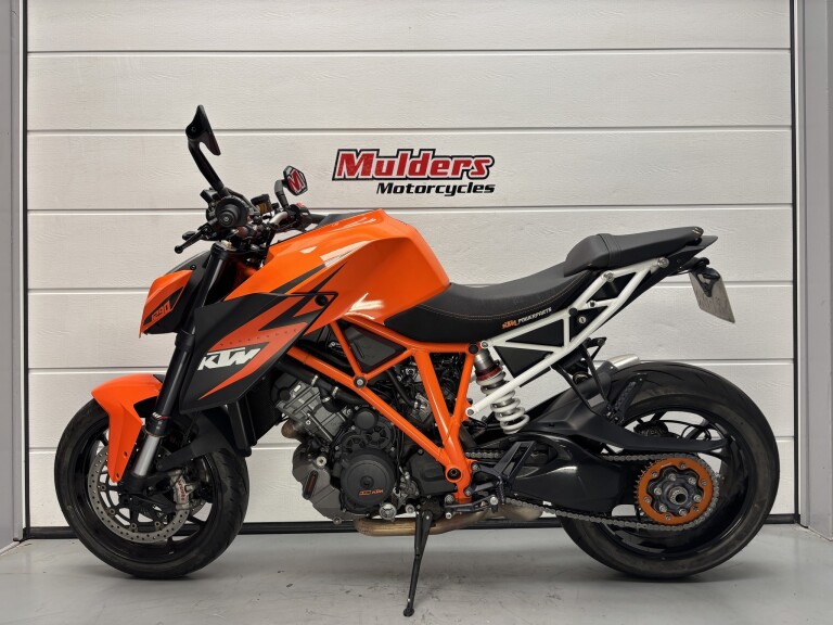 KTM 1290 SUPER DUKE R 