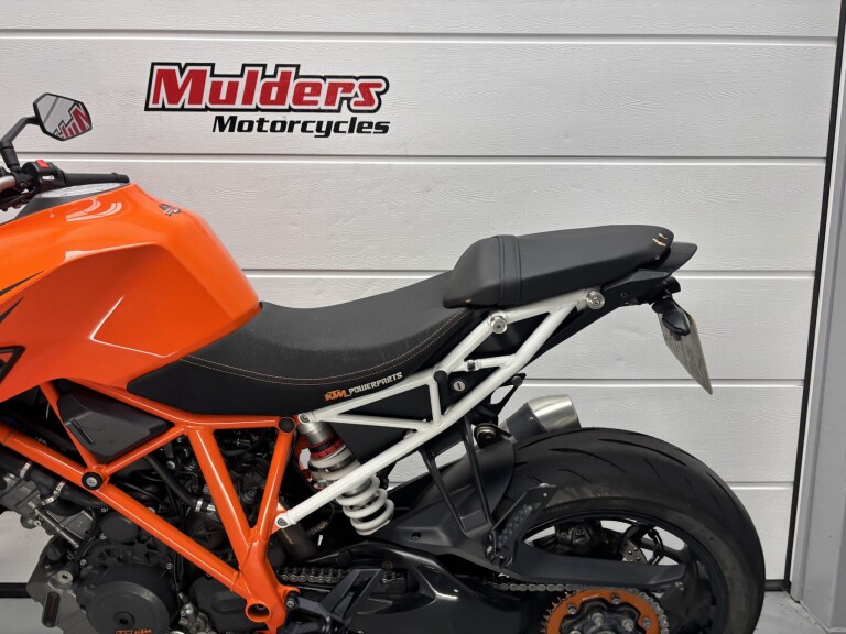 KTM 1290 SUPER DUKE R foto 4