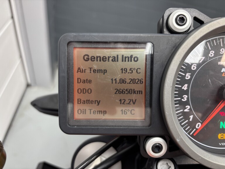 KTM 1290 SUPER DUKE R foto 12