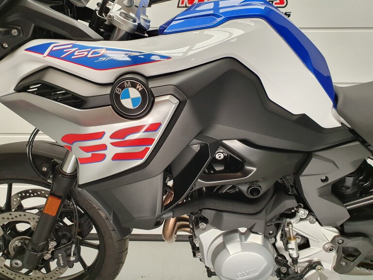 BMW F 750 GS BMW F 750 GS Sport foto 5