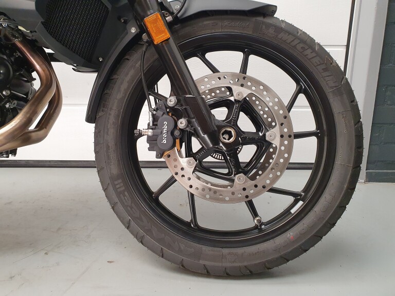 BMW F 750 GS BMW F 750 GS Sport foto 12