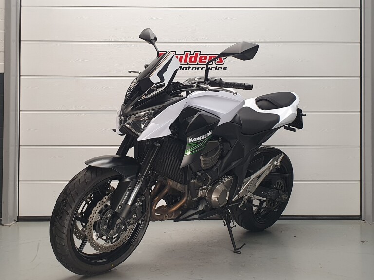 Kawasaki Z 800 ABS KAWASAKI Z 800 ABS 