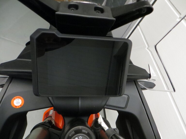 KTM 890 ADVENTURE R KTM 890 ADVENTURE R foto 5
