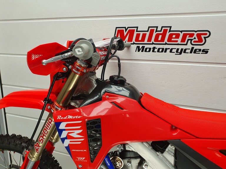 Honda CRF 300 RX ENDURO SPECIAL foto 9