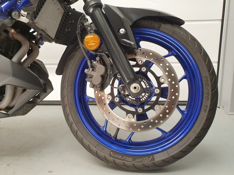 Yamaha MT 03 ABS YAMAHA MT 03 ABS foto 12